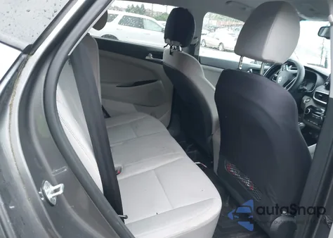 2020 Hyundai Tucson Value z USA, uszkodzony, nr VIN KM8J3CA44LU188674